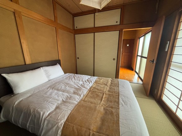 6D96358D-6BC2-4500-ACB4-BCF27044F536