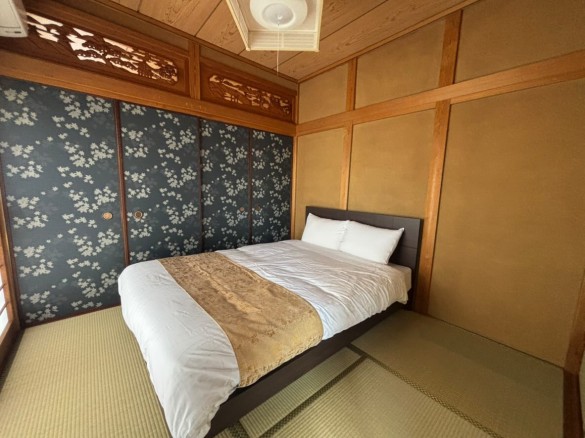 A0EA4923-1B18-4B86-9480-4D5F71663F0F