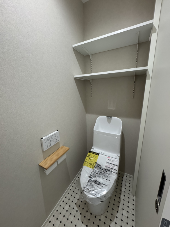 b5d40c209056fc33b254aa03d87f8271